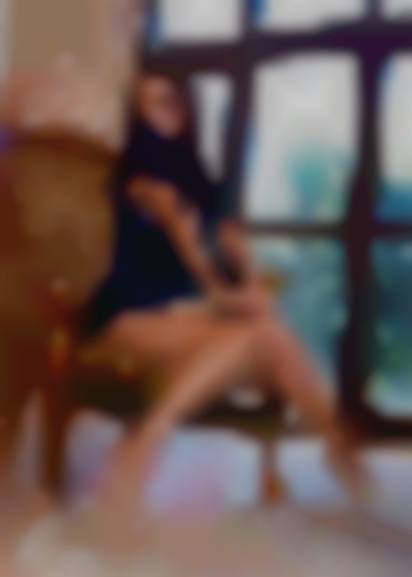 Short housewife man nude large woman julia lol near Pittsburgh.